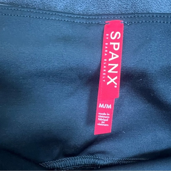 NWT SPANX Faux Leather Leggings Black Size M - Picture 9 of 10